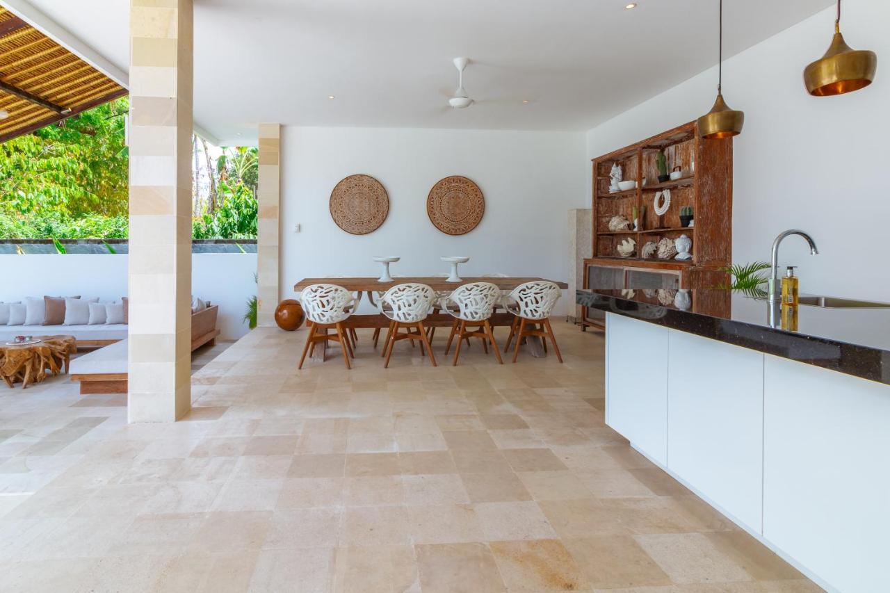 Villa Rasa Senang, With Private Cook And Pool Karangasem エクステリア 写真