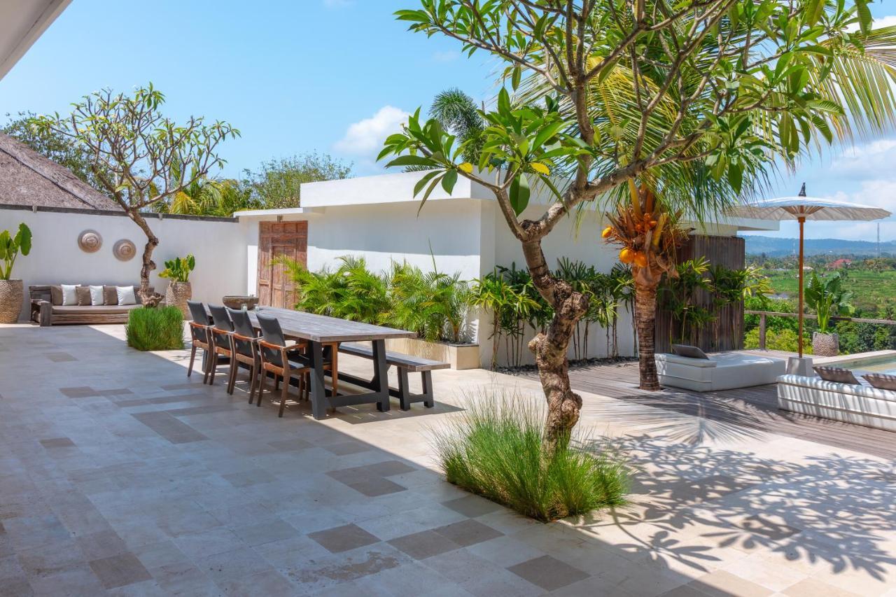 Villa Rasa Senang, With Private Cook And Pool Karangasem エクステリア 写真