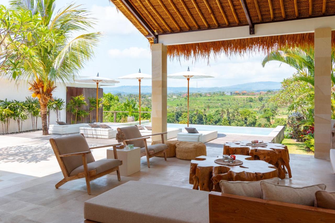 Villa Rasa Senang, With Private Cook And Pool Karangasem エクステリア 写真