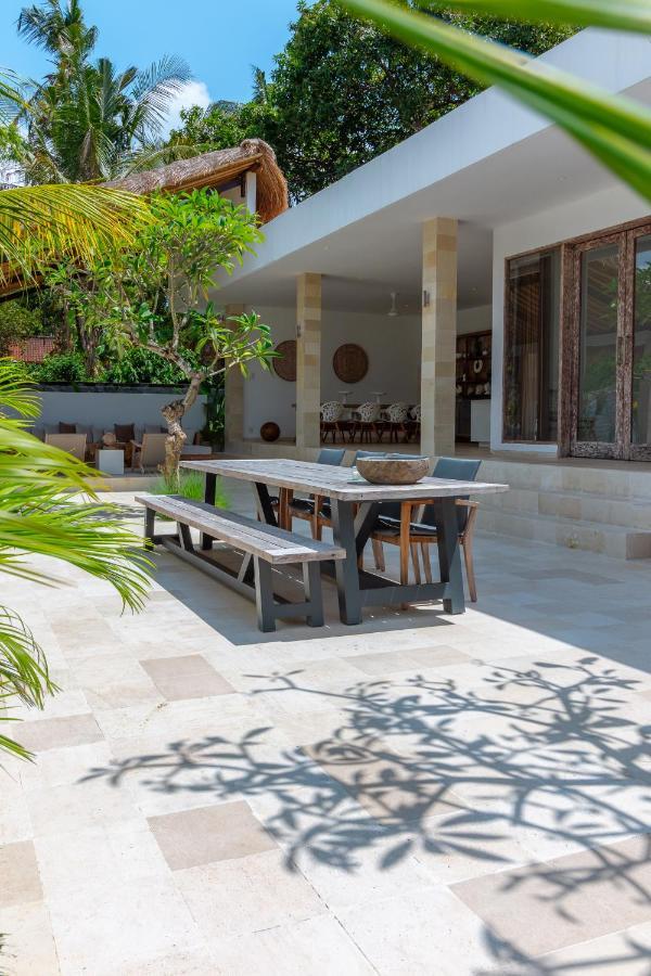Villa Rasa Senang, With Private Cook And Pool Karangasem エクステリア 写真